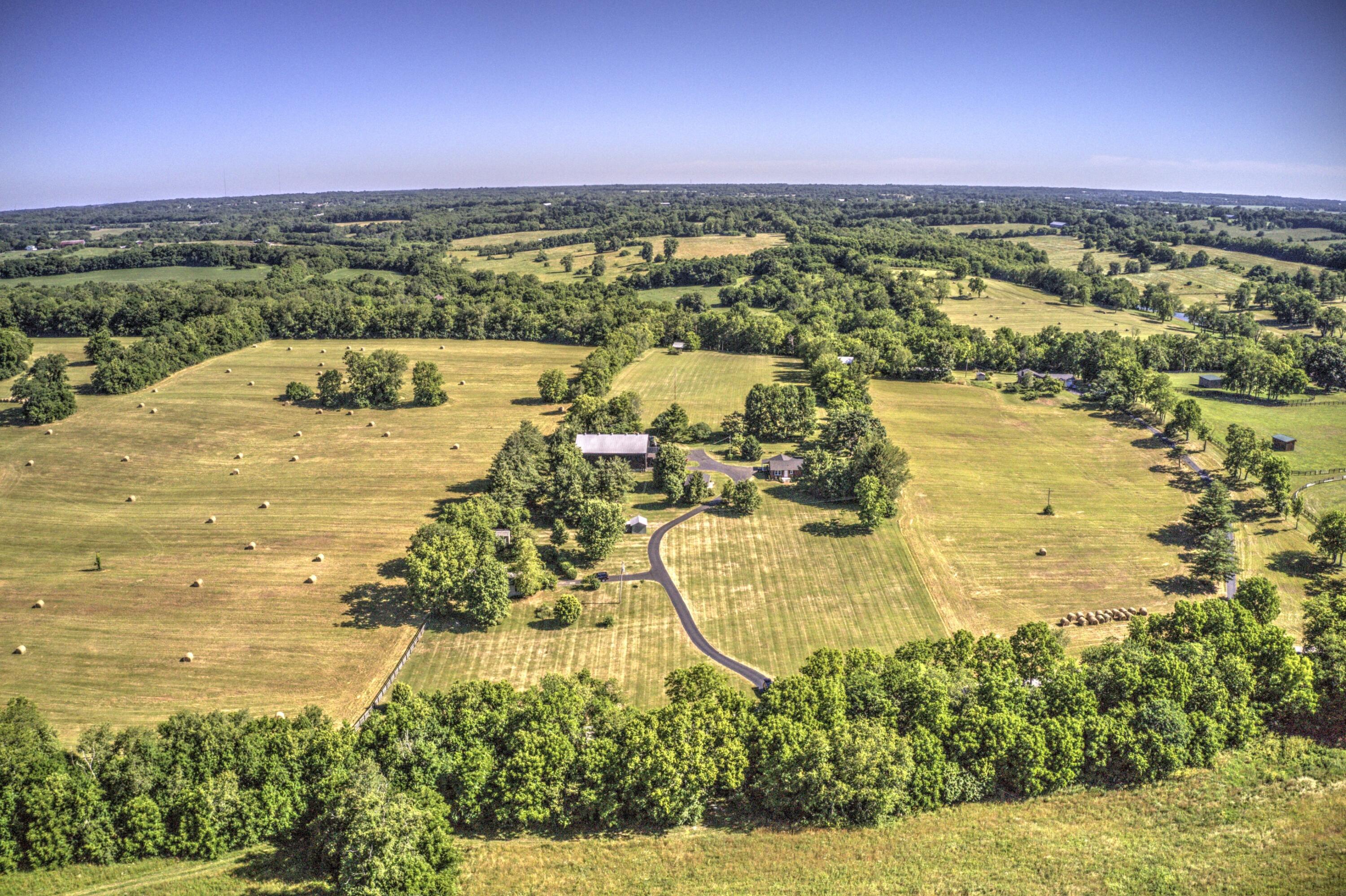 391 Gentry Road Lexington, KY 40509 - Photo 36 of 72 DJI_0510_1_2_3_4 (Custom)