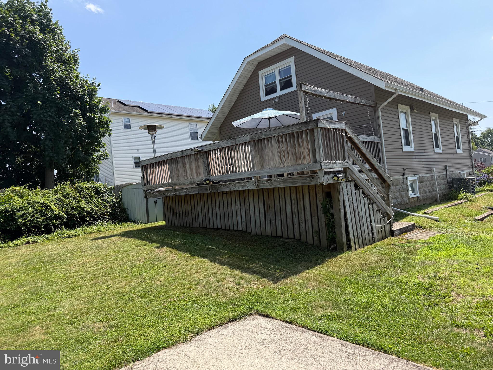 327 Oakland Avenue Maple Shade, NJ 08052 - Photo 17 of 25