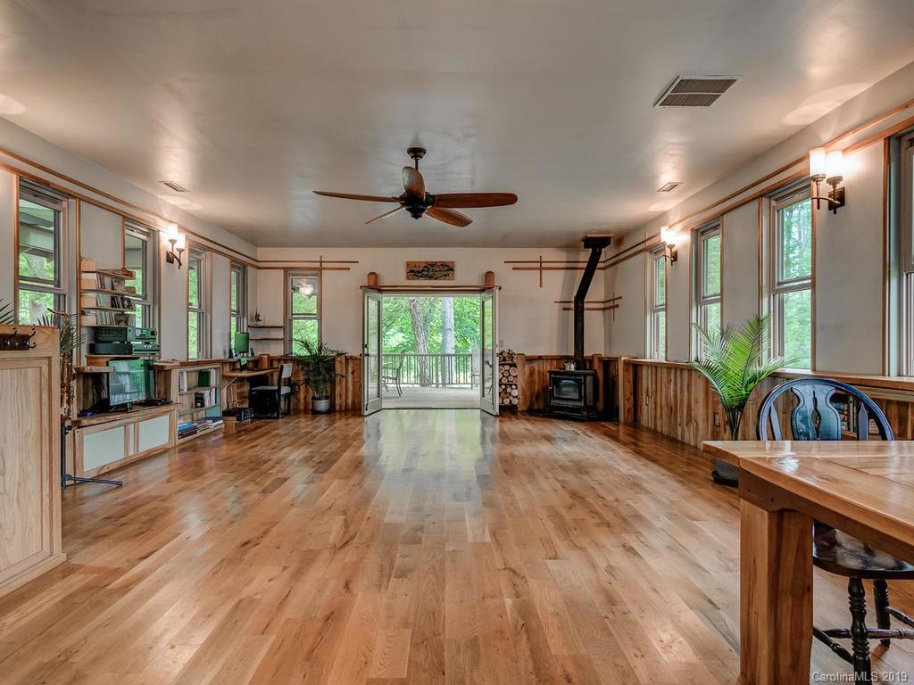 219 Azalea Road East, Unit A Asheville, NC 28805 - Photo 12 of 31 Gallery Image 12