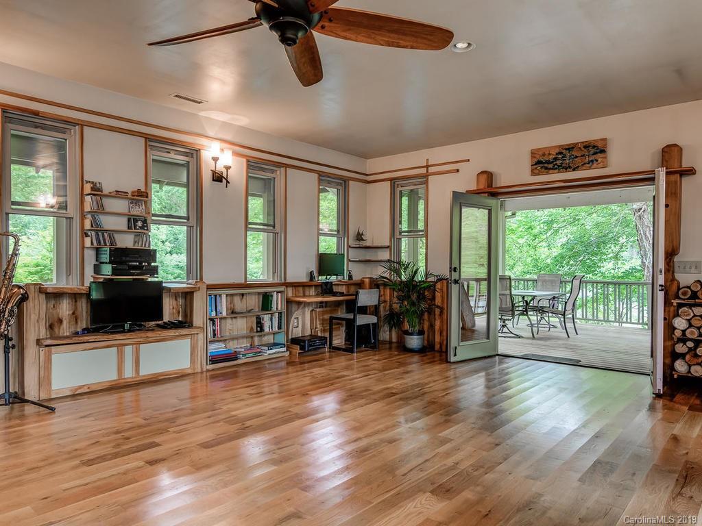 219 Azalea Road East, Unit A Asheville, NC 28805 - Photo 13 of 31 Gallery Image 13