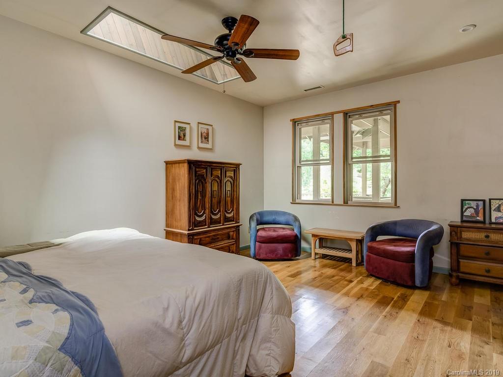 219 Azalea Road East, Unit A Asheville, NC 28805 - Photo 18 of 31 Gallery Image 18