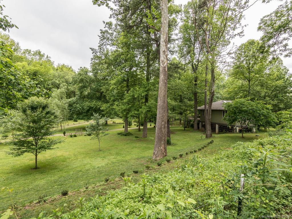 219 Azalea Road East, Unit A Asheville, NC 28805 - Photo 29 of 31 Gallery Image 29