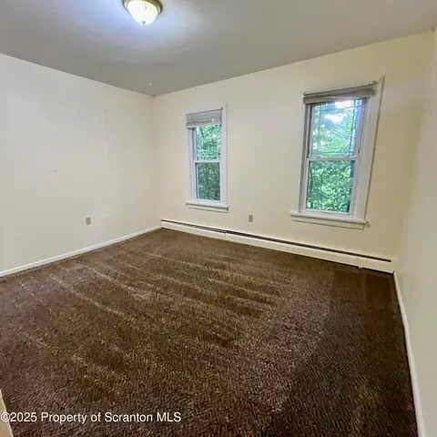 $1,200 | 208 1st Street, Unit 1, Dalton, PA 18414