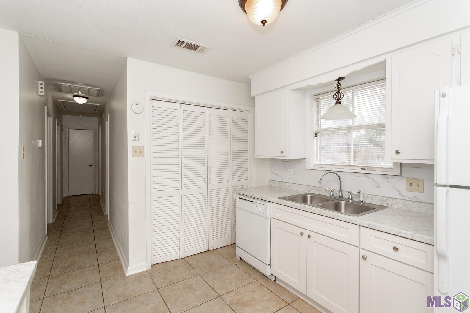 3431 Brightside Drive Baton Rouge, LA 70820 - Photo 7 of 17