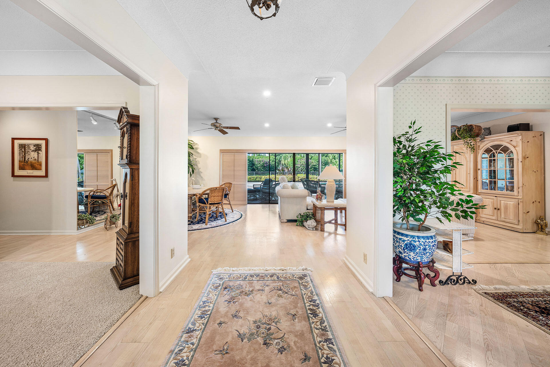 1851 Thatch Palm Drive Boca Raton, FL 33432 - Photo 7 of 62 1851_Thatch_Palm_Drive_07