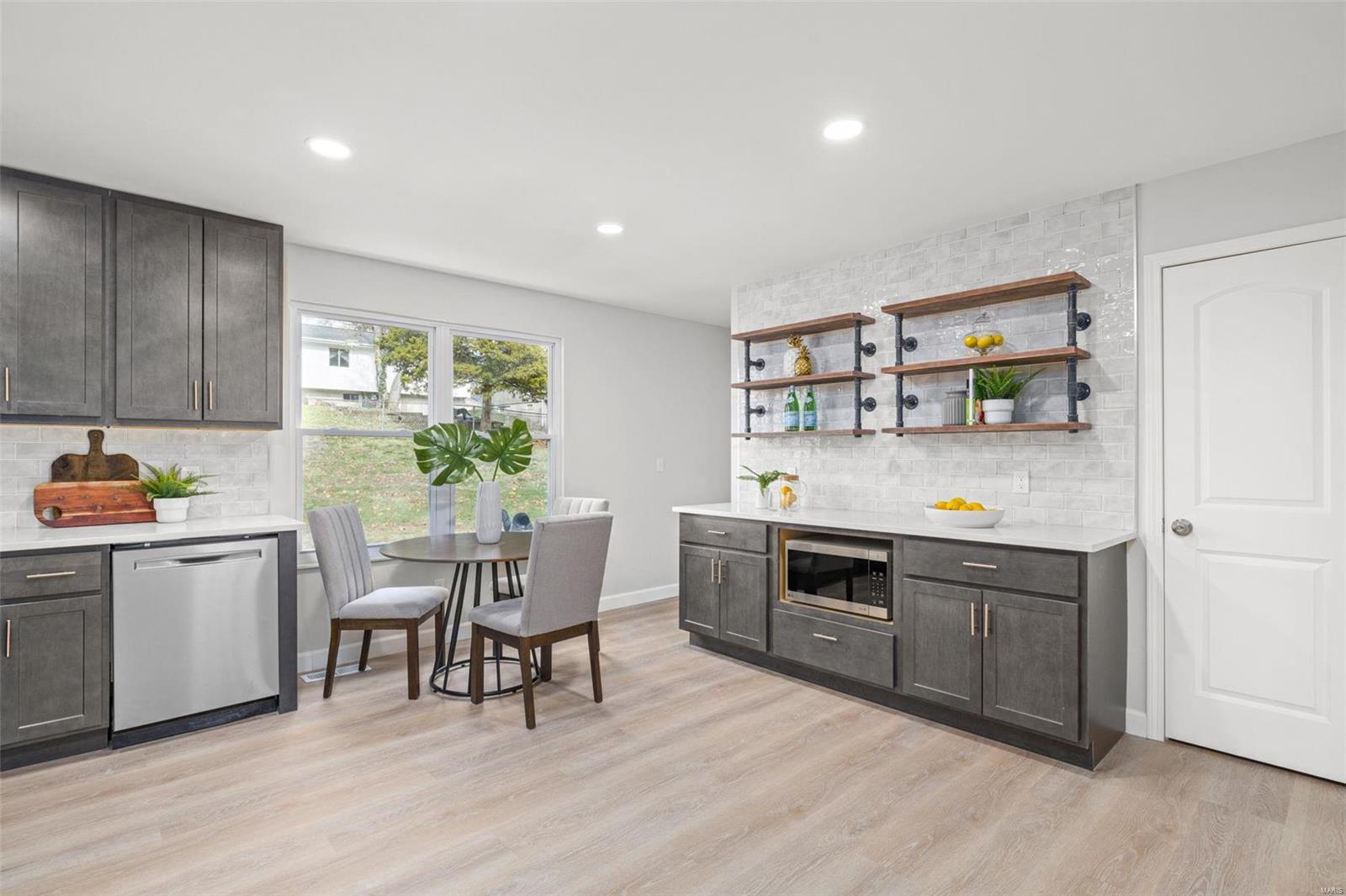 4151 McClay Road St. Charles, MO 63304 - Photo 7 of 20