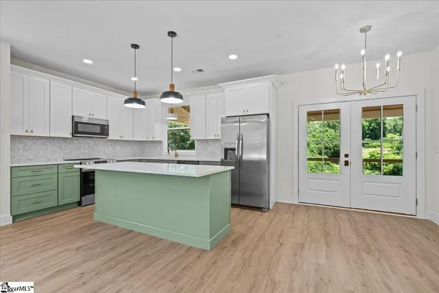 $550,000 | 7 Farrell Kirk Lane, Greenville, SC 29615