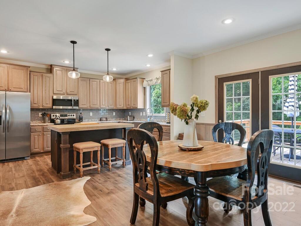 181 Blowhole Road Marshall, NC 28753 - Photo 12 of 45 Gallery Image 12