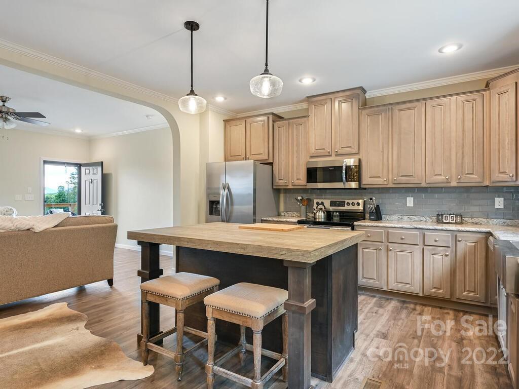 181 Blowhole Road Marshall, NC 28753 - Photo 15 of 45 Gallery Image 15