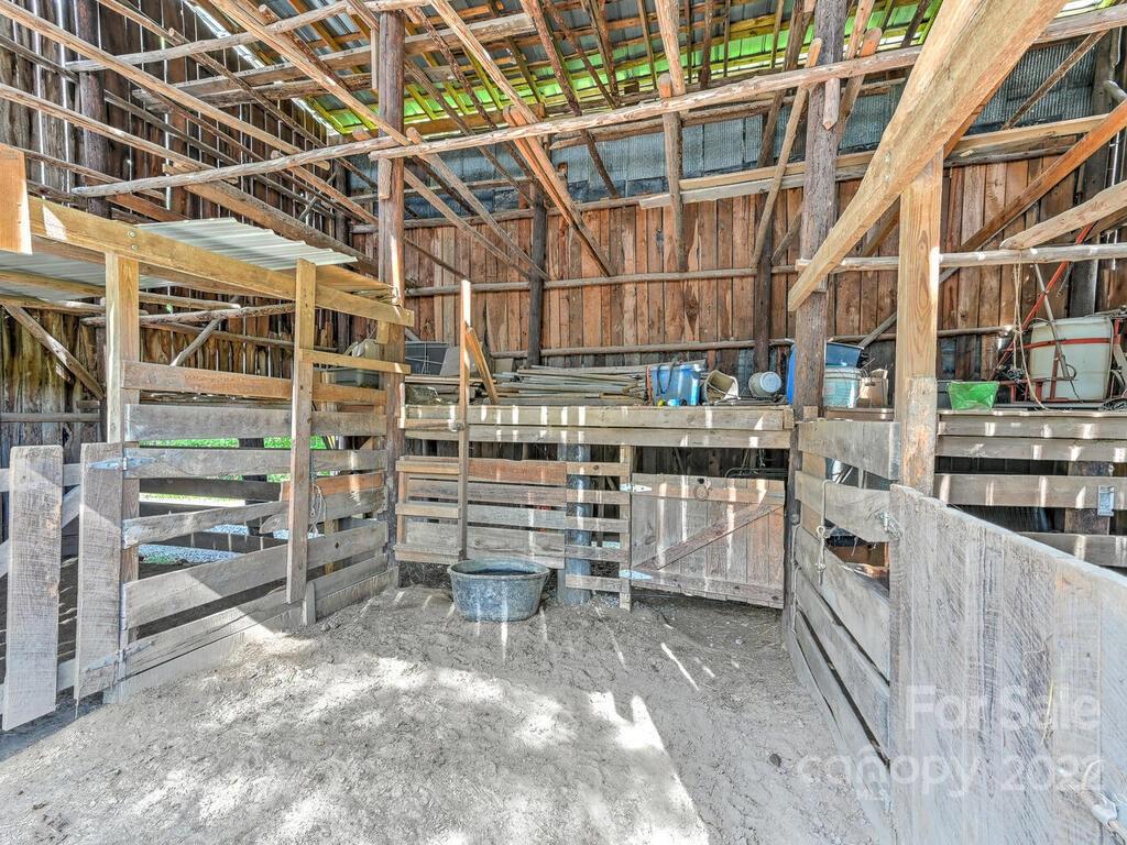 181 Blowhole Road Marshall, NC 28753 - Photo 37 of 45 Gallery Image 37