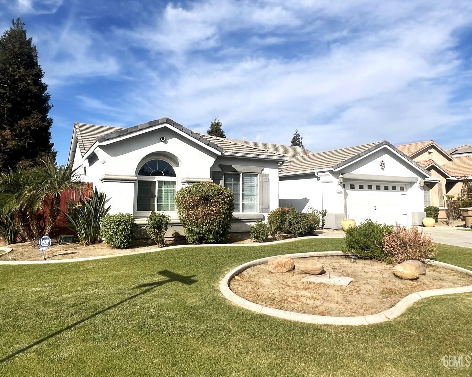 Undisclosed Address Bakersfield, CA 93311 - Photo 2 of 30