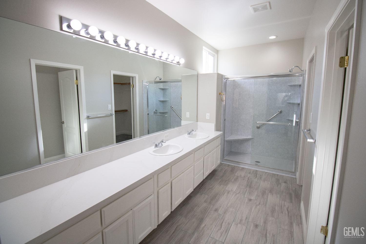 Undisclosed Address Bakersfield, CA 93311 - Photo 24 of 30