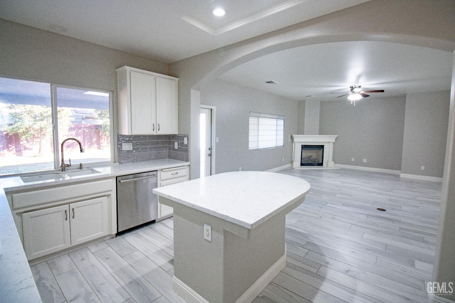 Undisclosed Address Bakersfield, CA 93311 - Photo 10 of 30