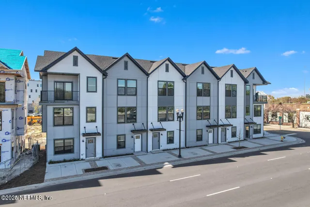 $348,500 | 169 Barstow Place, Unit LOT 70, Jacksonville, FL 32204