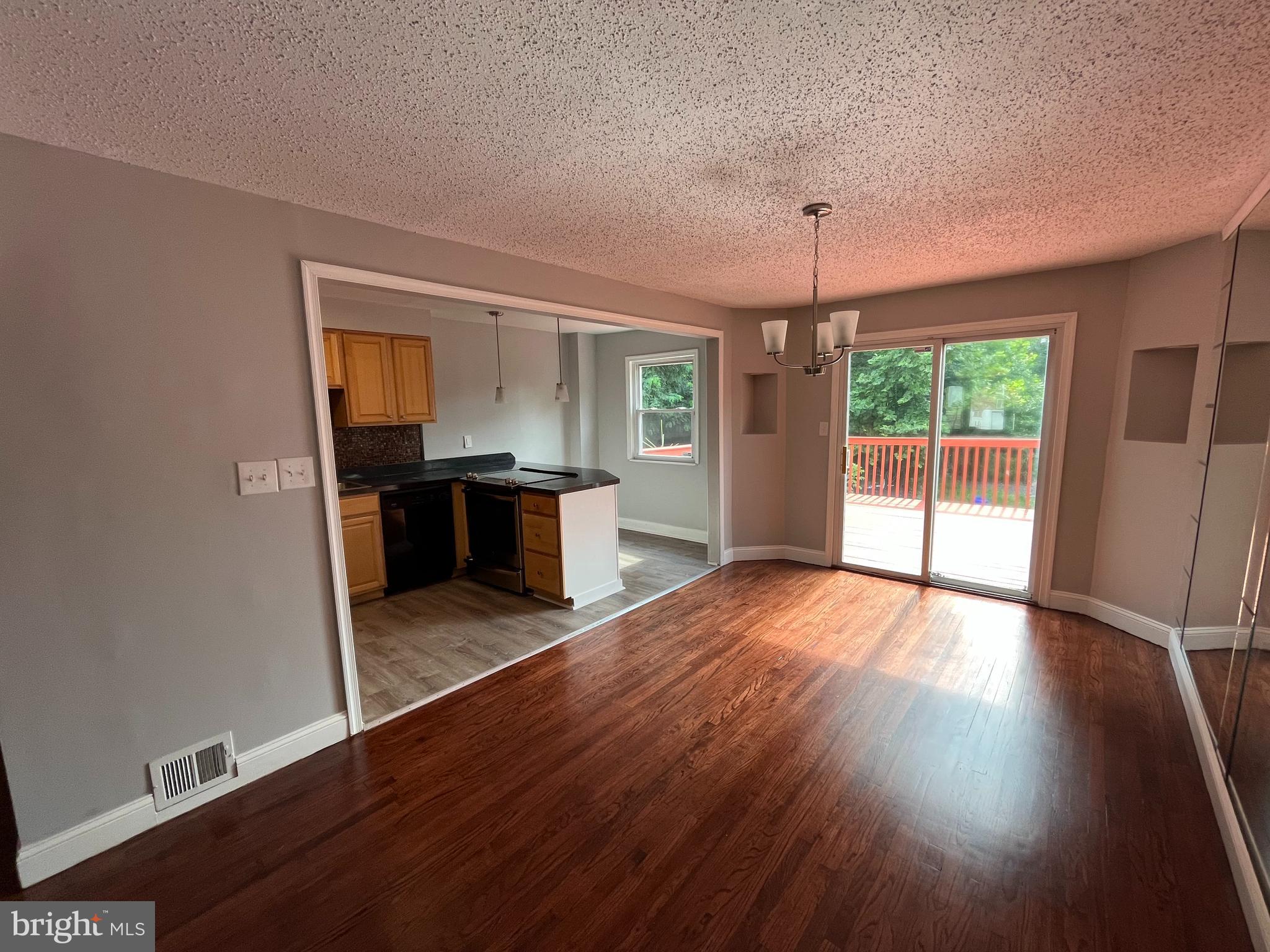 1460 Rainer Road Brookhaven, PA 19015 - Photo 5 of 18