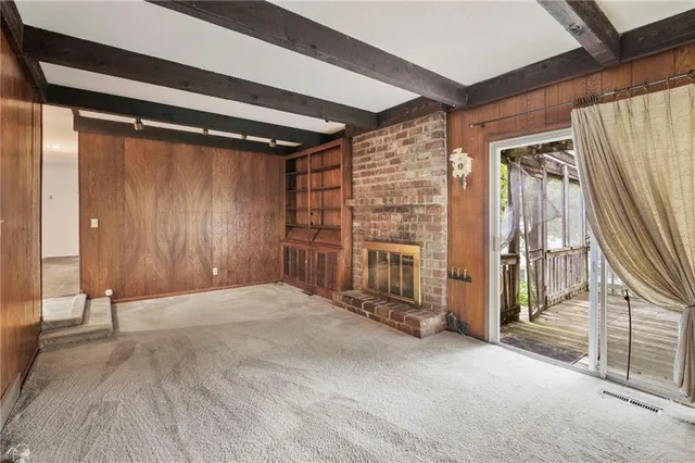 $285,000 | 505 Southwest Murray Road, Lee's Summit, MO 64081