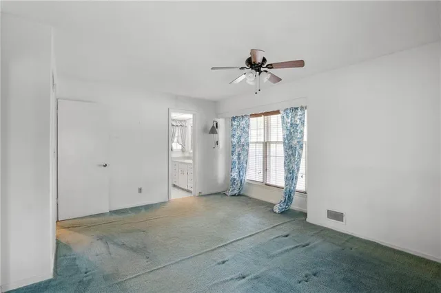 $285,000 | 505 Southwest Murray Road, Lee's Summit, MO 64081