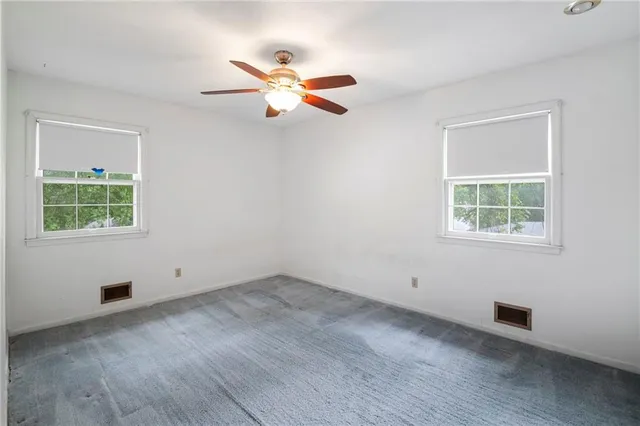 $285,000 | 505 Southwest Murray Road, Lee's Summit, MO 64081