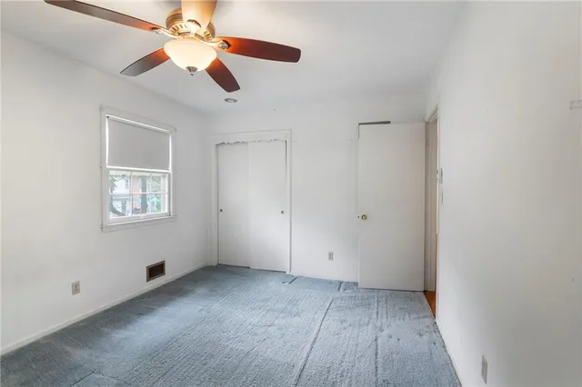 $285,000 | 505 Southwest Murray Road, Lee's Summit, MO 64081