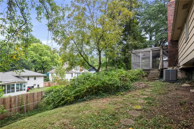 $285,000 | 505 Southwest Murray Road, Lee's Summit, MO 64081