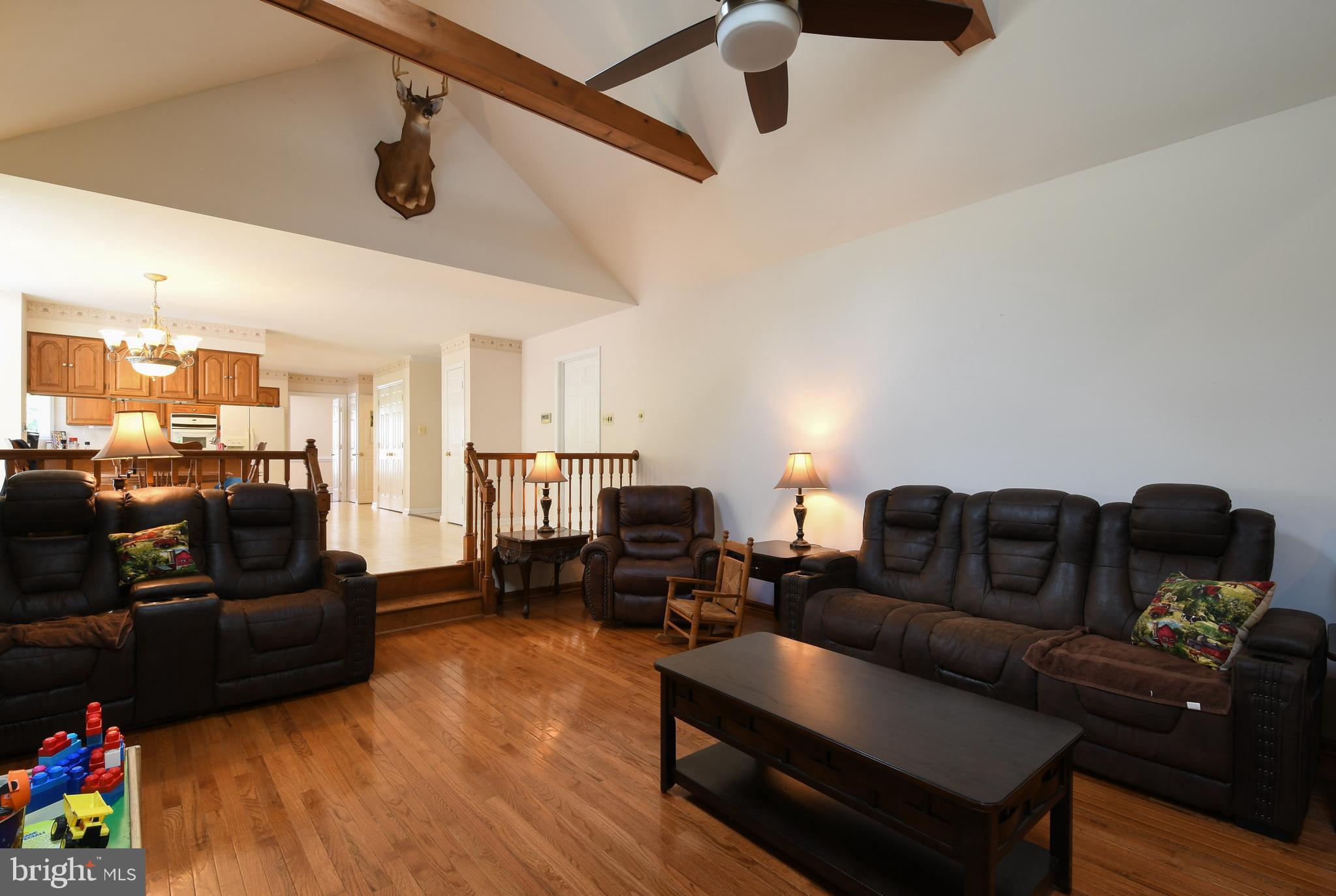 8020 Botha Road Warrenton, VA 20186 - Photo 22 of 53 Family Room