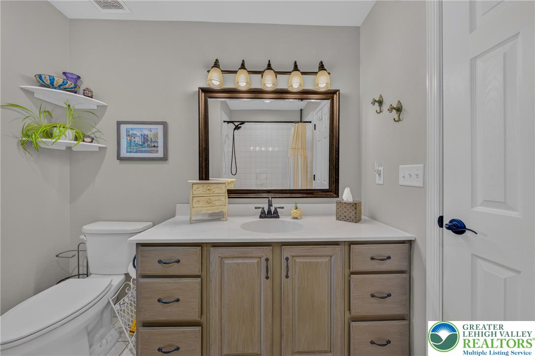 1601 Mitman Road Easton, PA 18040 - Photo 41 of 65