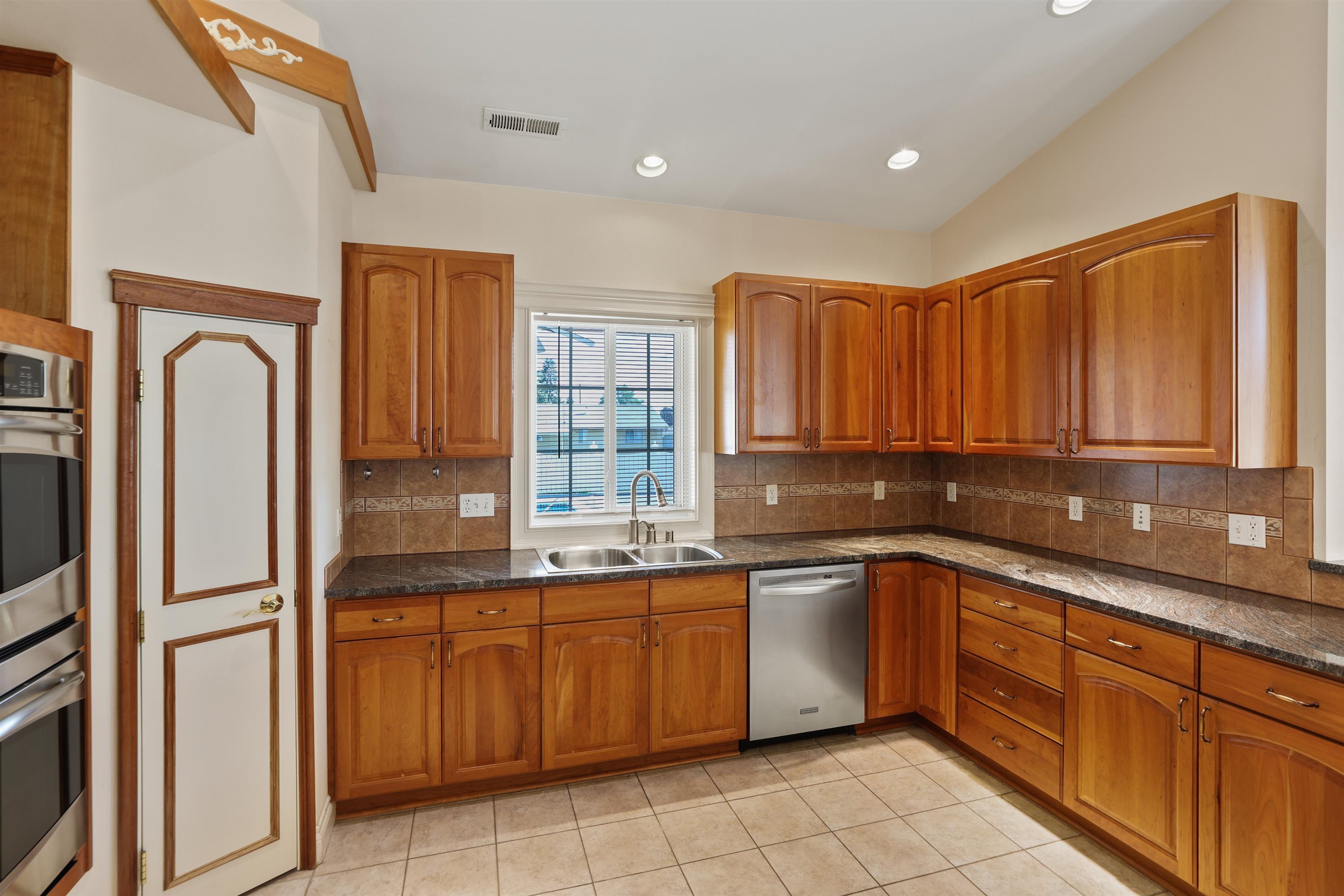 6916 North Wiscomb Street Spokane, WA 99208 - Photo 15 of 39 Gallery Image 15