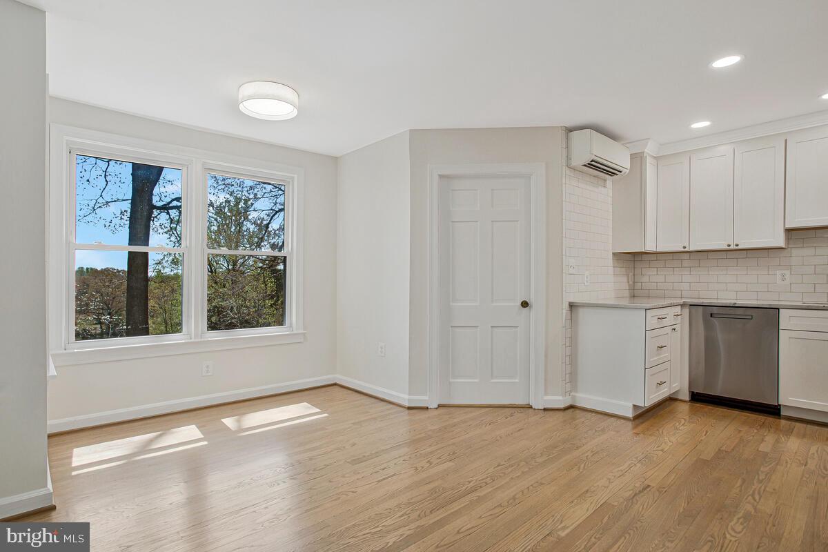 9685 Howes Road Dunkirk, MD 20754 - Photo 13 of 35 Breakfast nook and door to mudroom