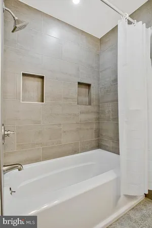 $3,800 | 9685 Howes Road, Dunkirk, MD 20754