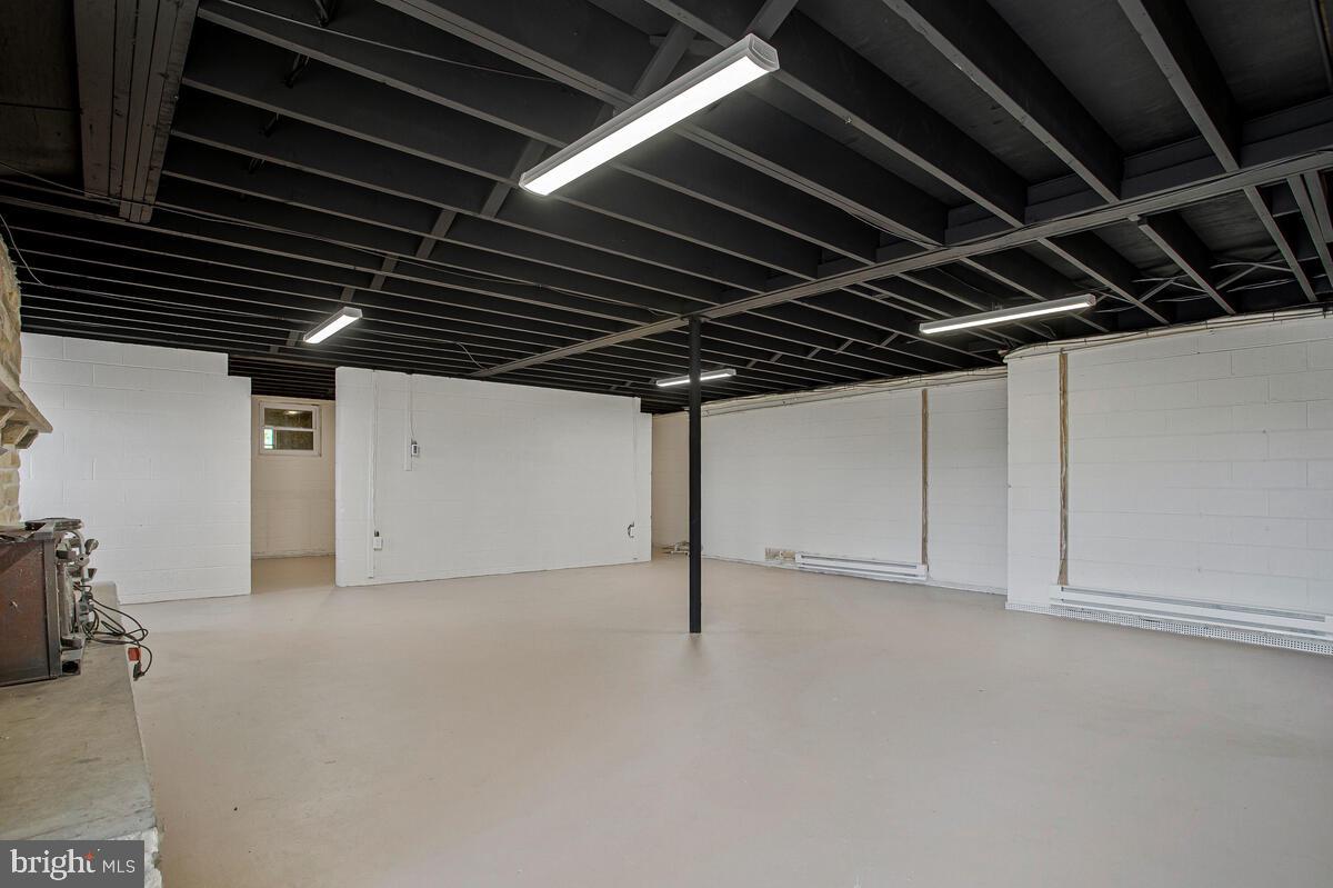 9685 Howes Road Dunkirk, MD 20754 - Photo 33 of 35 Room for home gym or hobbies.