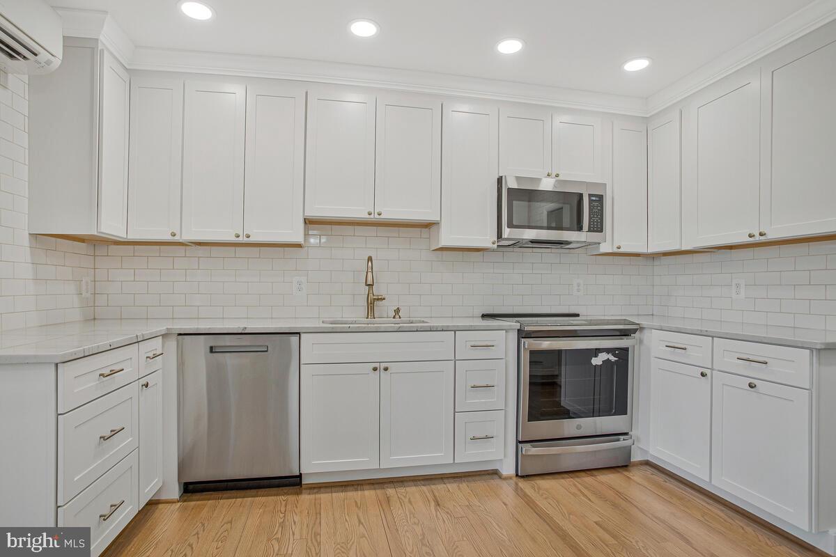 9685 Howes Road Dunkirk, MD 20754 - Photo 8 of 35 Brand new kitchen