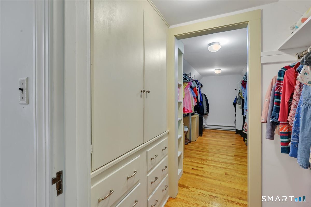 38 Knollwood Road North Haven, CT 06473 - Photo 22 of 28