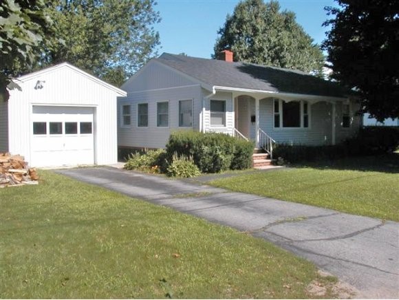 28 Patton Street Rochester, NH 03867 - Photo 1 of 1