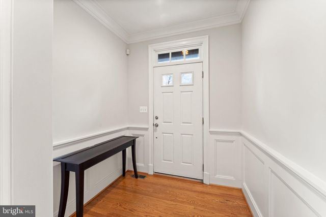 $1,750,000 | 1516 Pathfinder Lane, McLean, VA 22101