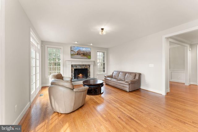 $1,750,000 | 1516 Pathfinder Lane, McLean, VA 22101