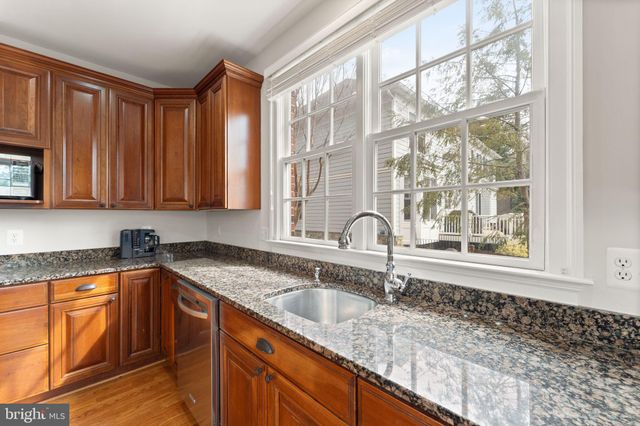 $1,750,000 | 1516 Pathfinder Lane, McLean, VA 22101