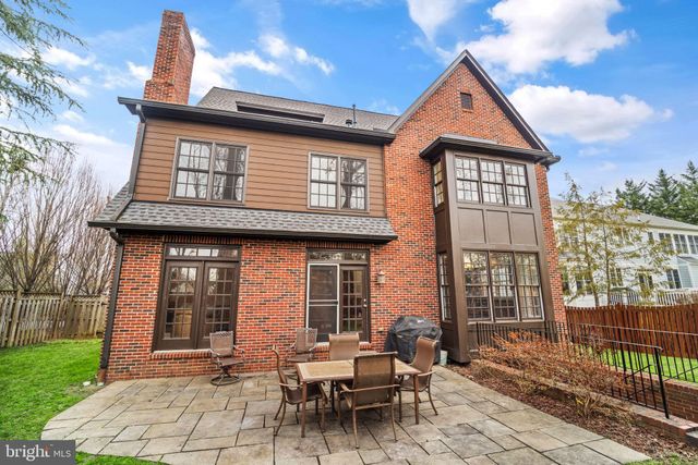 $1,750,000 | 1516 Pathfinder Lane, McLean, VA 22101