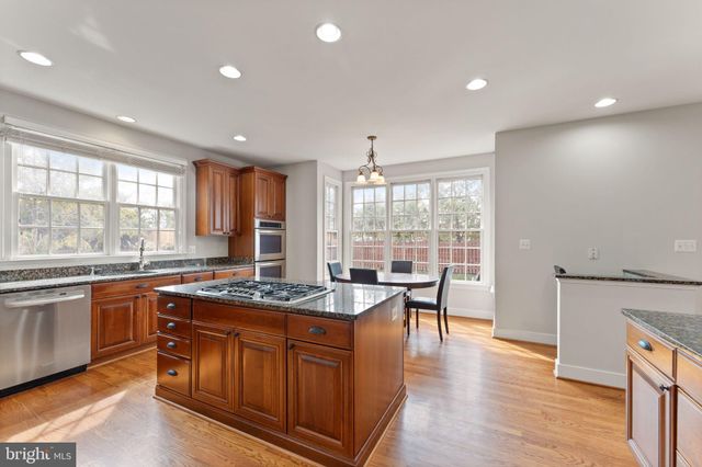 $1,750,000 | 1516 Pathfinder Lane, McLean, VA 22101