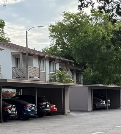 $170,000 | 511 Longfellow Court, Unit B, Safety Harbor, FL 34695