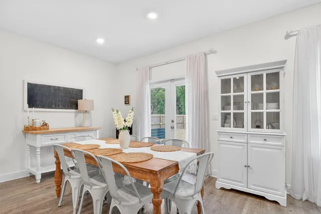 $575,000 | 100 Oak Trees Lane West, Freeport, FL 32439