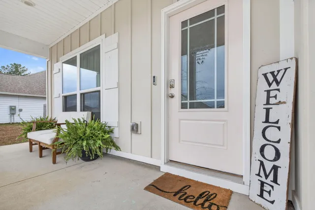 $575,000 | 100 Oak Trees Lane West, Freeport, FL 32439