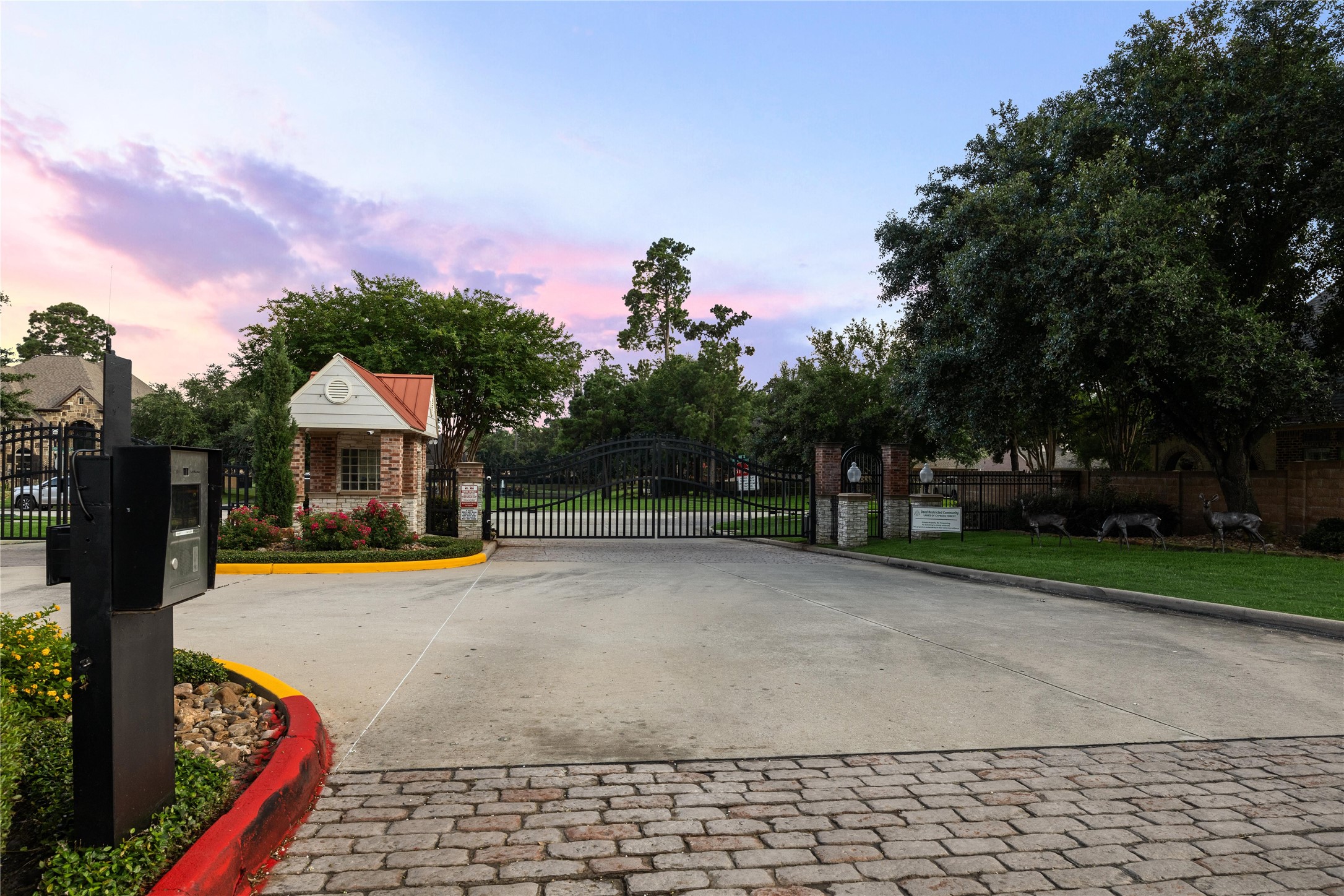 18531 Duke Lake Drive Spring, TX 77388 - Photo 41 of 41 a view of a house with swimming pool and sitting area