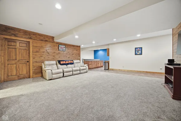 $575,000 | 872 Colorado Street, Rushville, IN 46173