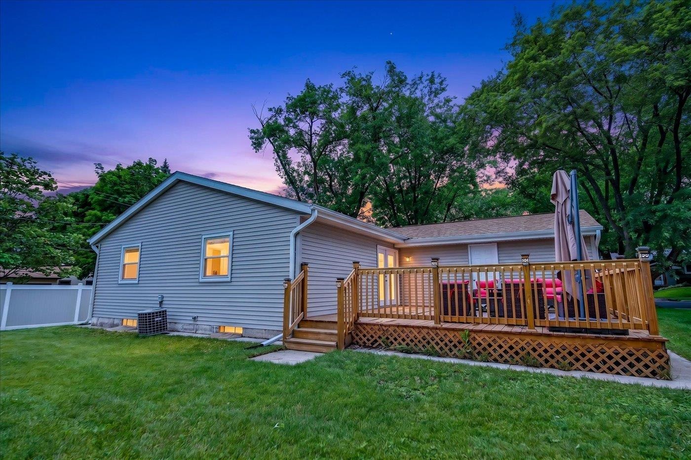 1813 Prairie Road Madison, WI 53711 - Photo 2 of 51