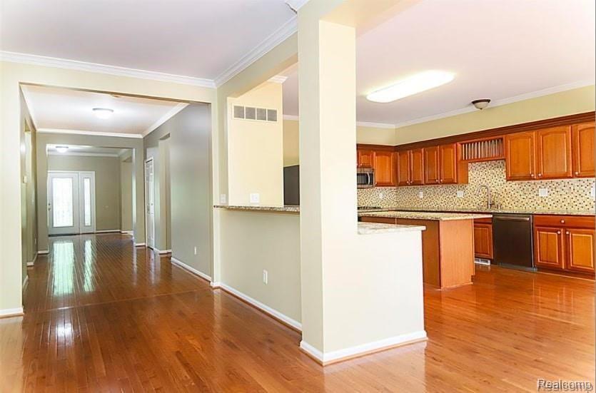 33 Oakbridge Drive Rochester, MI 48306 - Photo 20 of 74