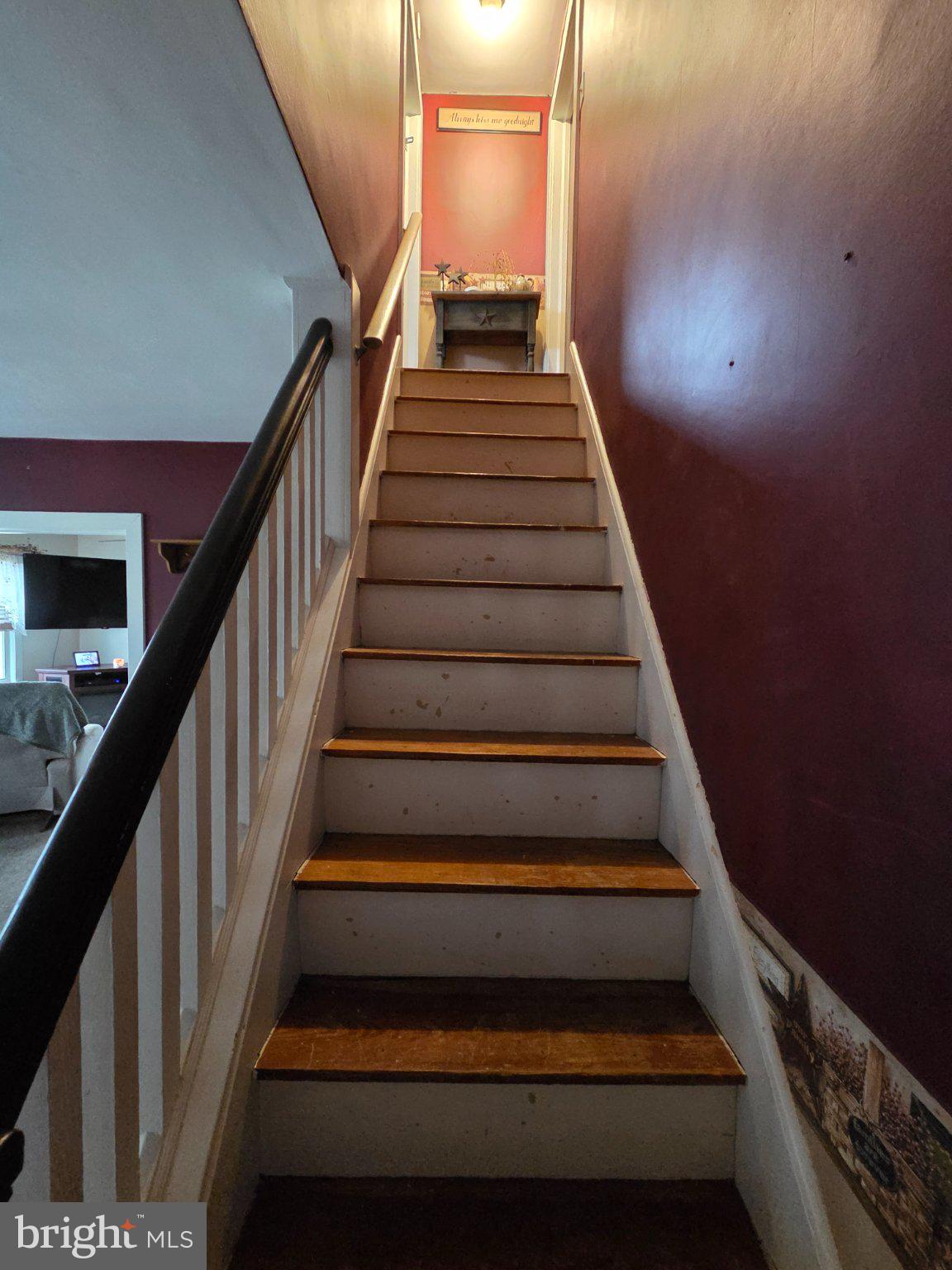 894 Main St - Canton Road Salem, NJ 08079 - Photo 12 of 17 Charming staircase to cozy retreat.