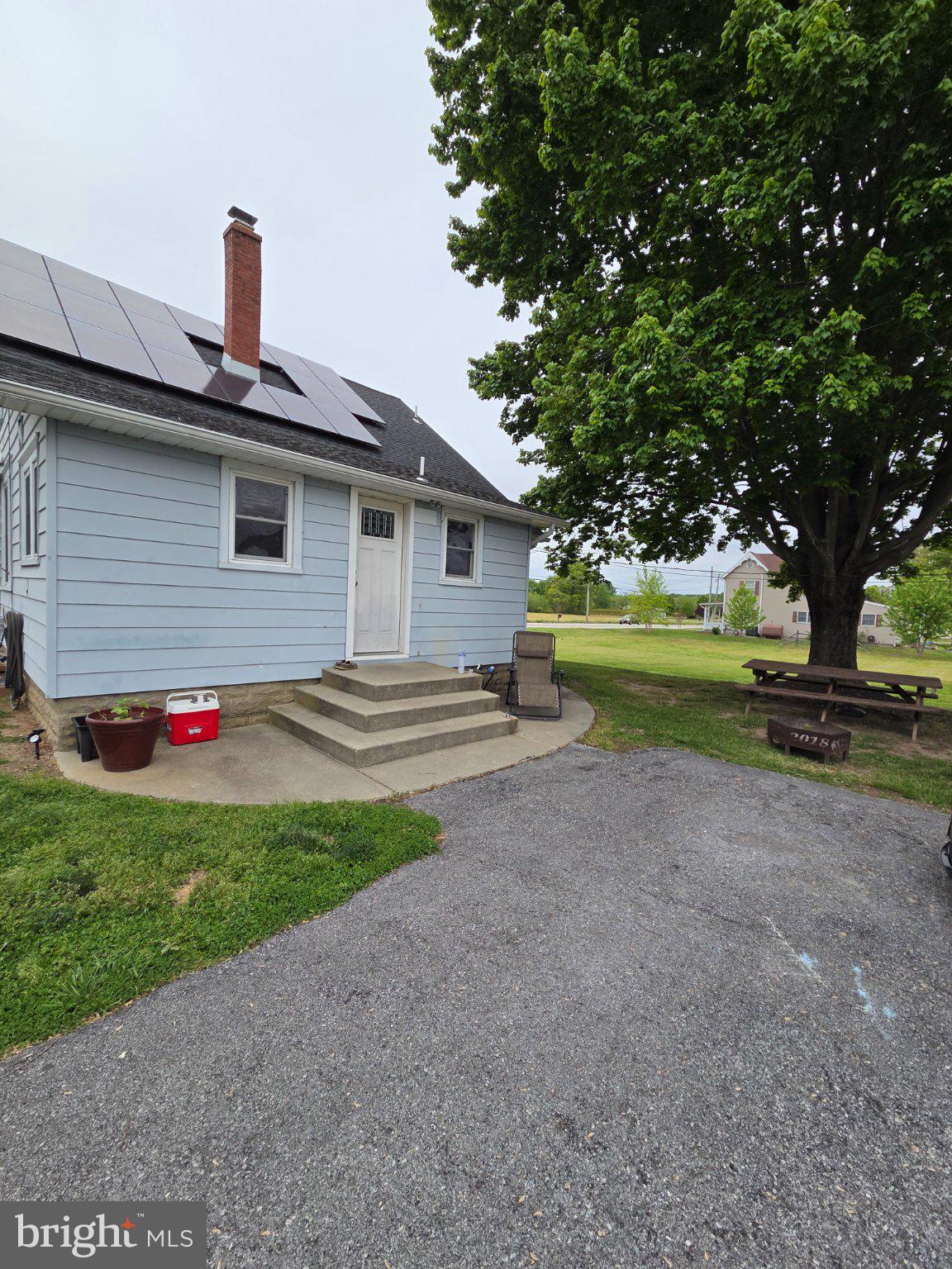 894 Main St - Canton Road Salem, NJ 08079 - Photo 3 of 17 Charming home with solar efficiency.
