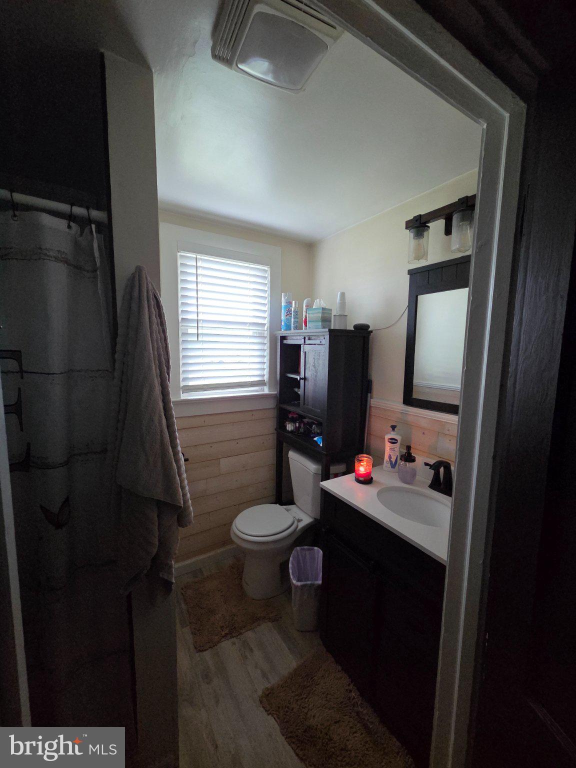 894 Main St - Canton Road Salem, NJ 08079 - Photo 10 of 17 Cozy bathroom with modern touches.