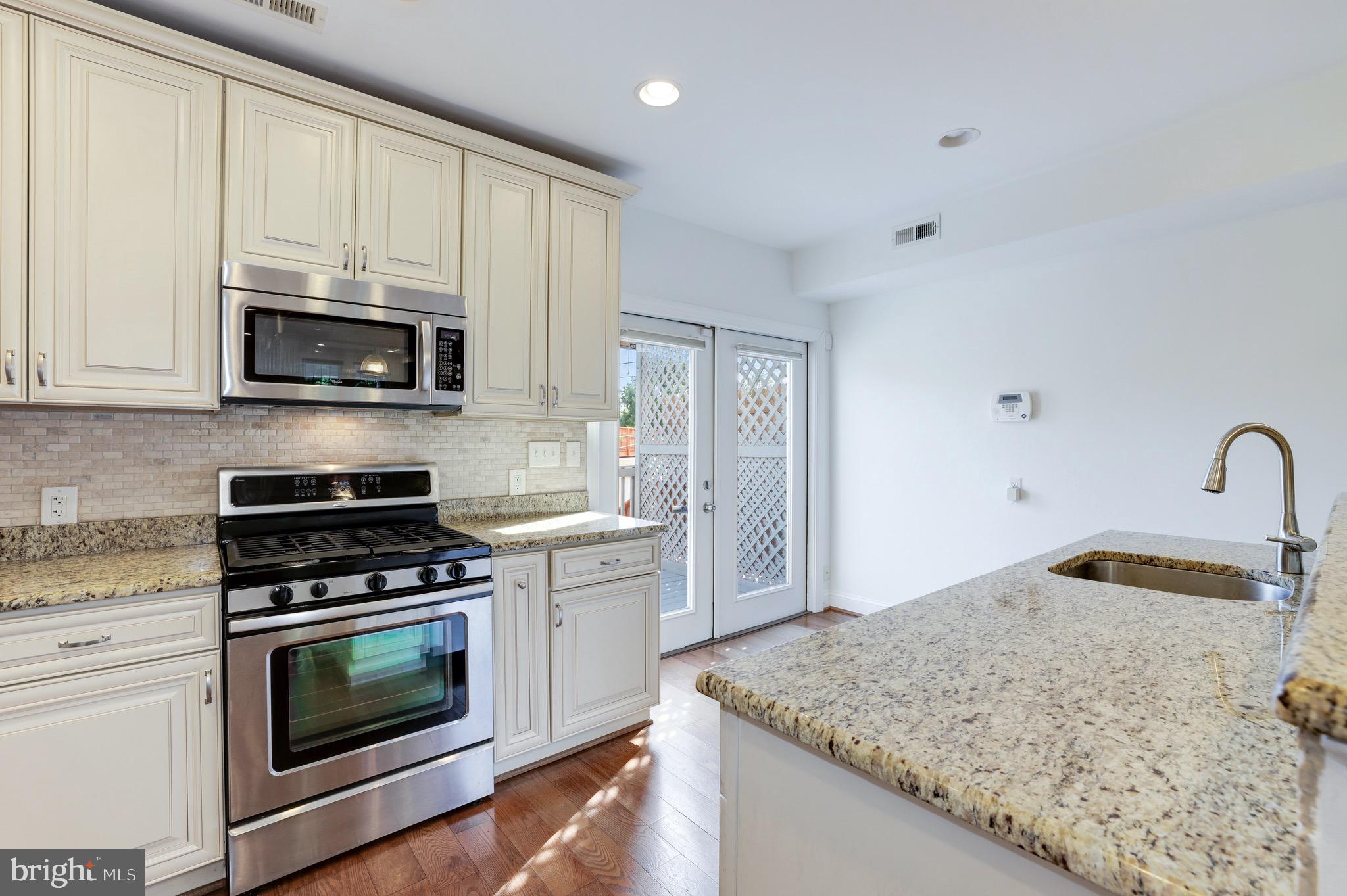 831 Florida Avenue Northeast Washington, DC 20002 - Photo 15 of 42