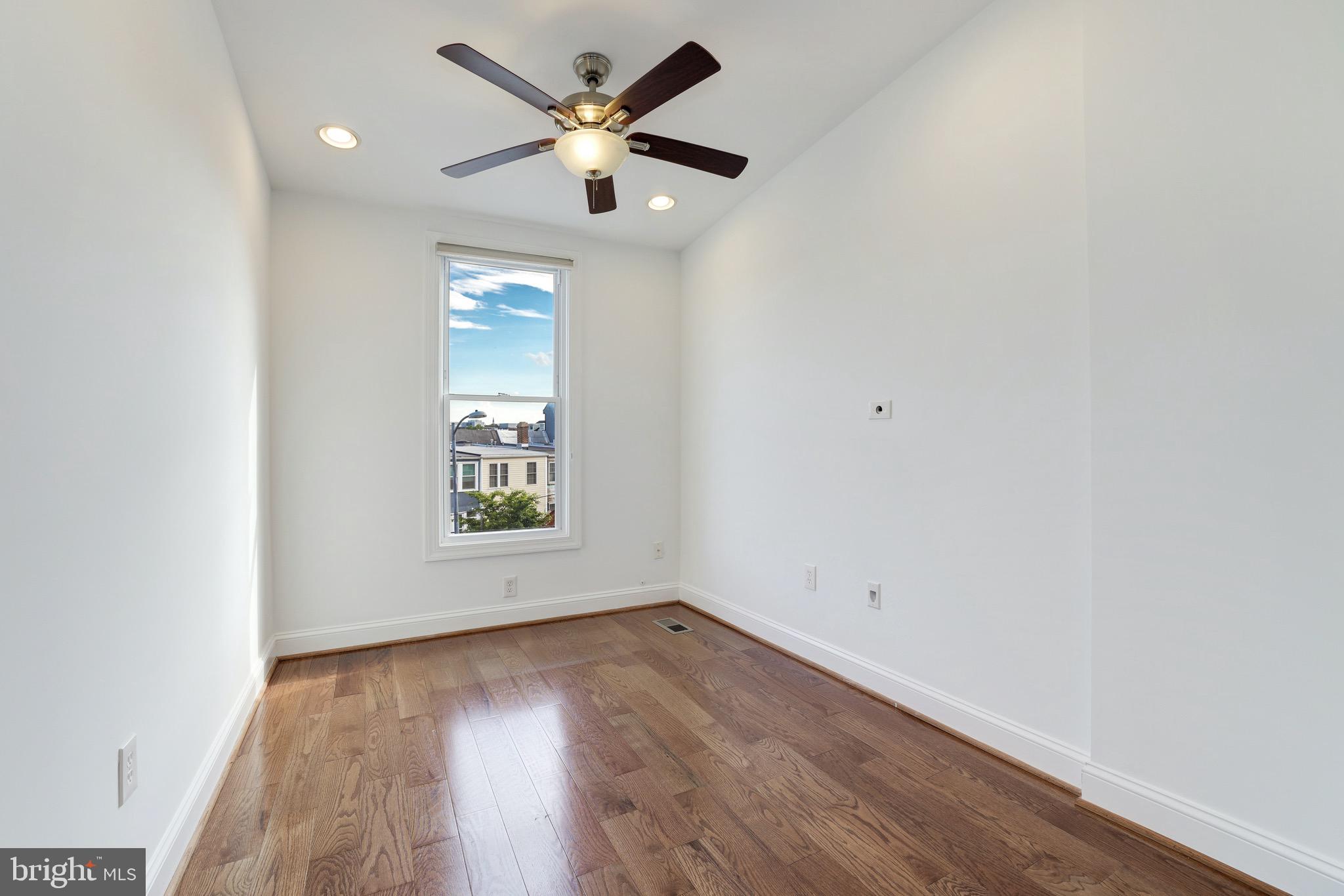 831 Florida Avenue Northeast Washington, DC 20002 - Photo 28 of 42